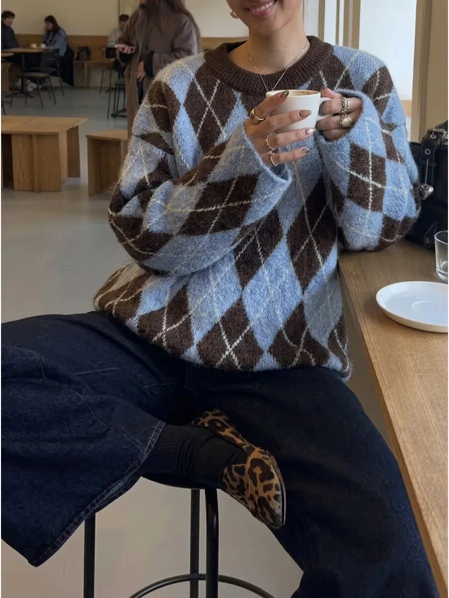Brown Oversized Argyle Jumper – view 3